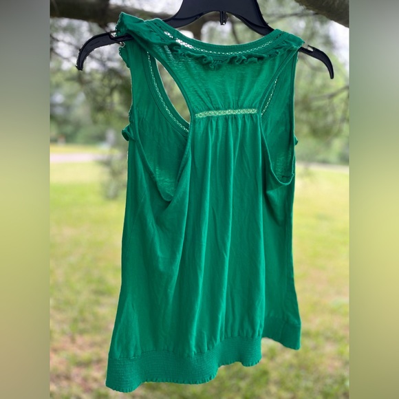 Tank top- xs women/juniors baggy/loose fit, cute ruffle & detail at neck & edge - Picture 3 of 11